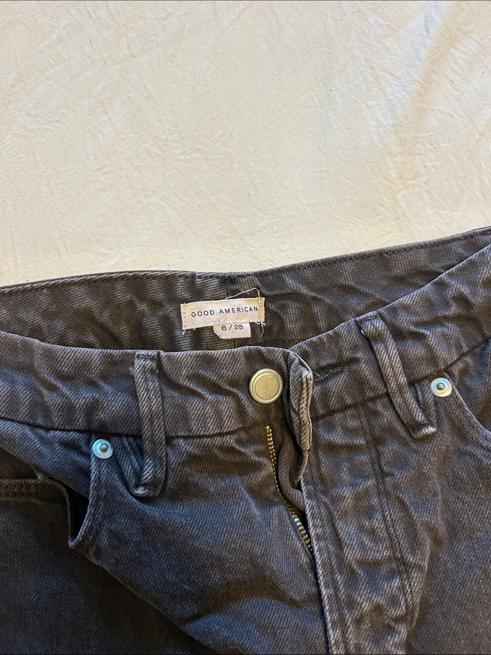 Women's Good American Chocolate Brown Denim Jeans - Picture 2 of 3